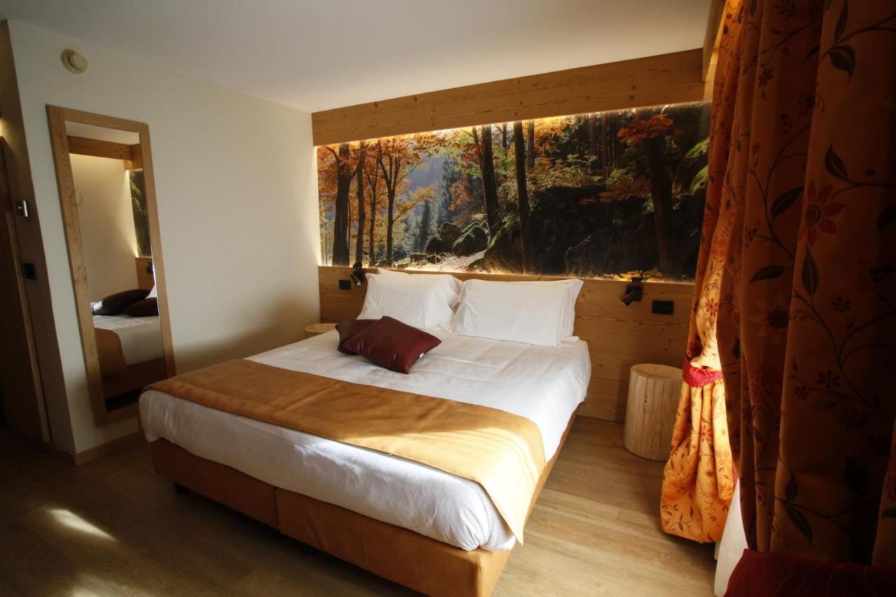 Hotel Petit Tournalin Champoluc Exterior photo