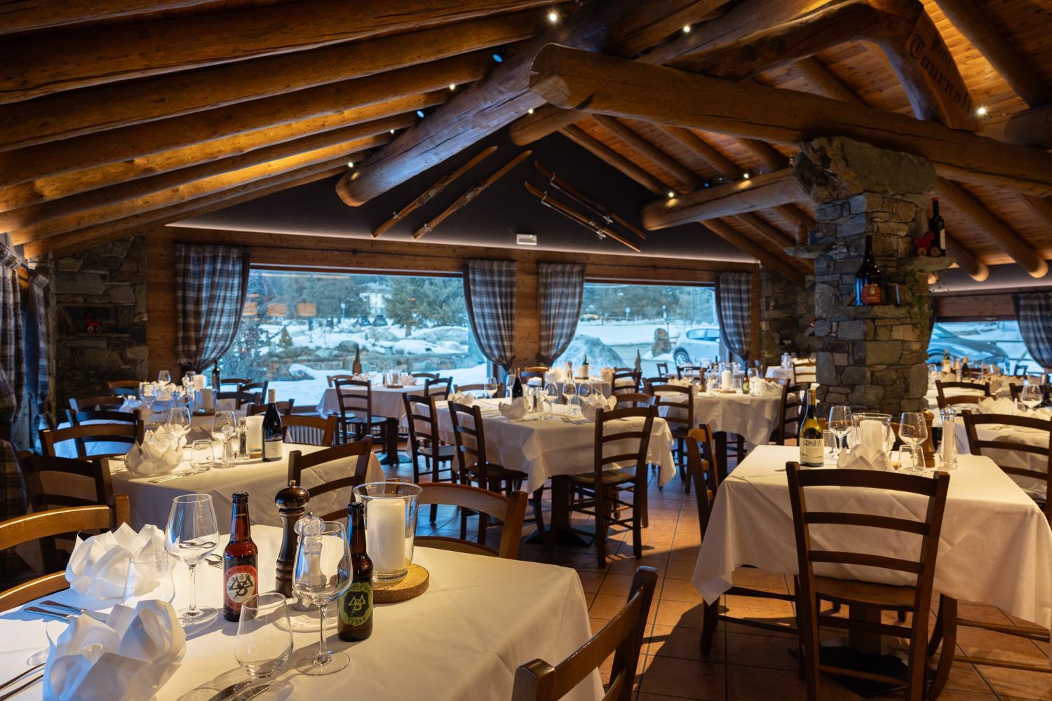 Hotel Petit Tournalin Champoluc Exterior photo